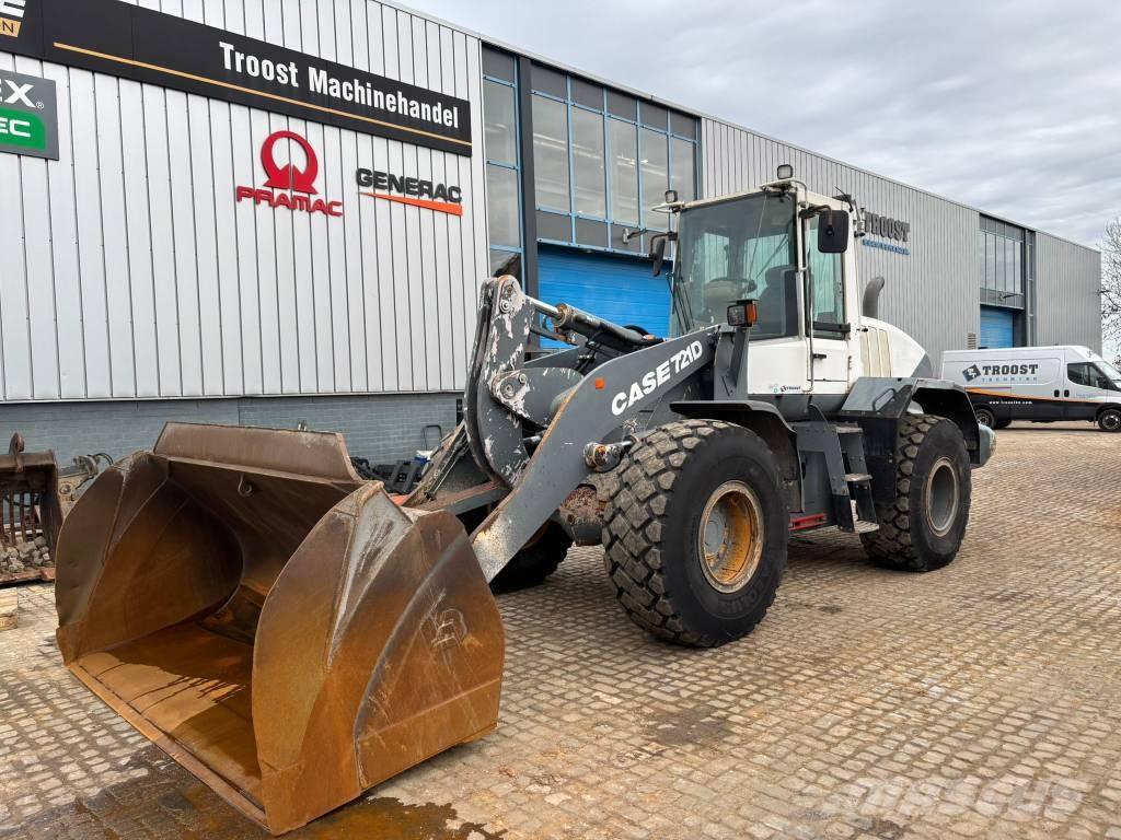 CASE 721 D Kolesové nakladače