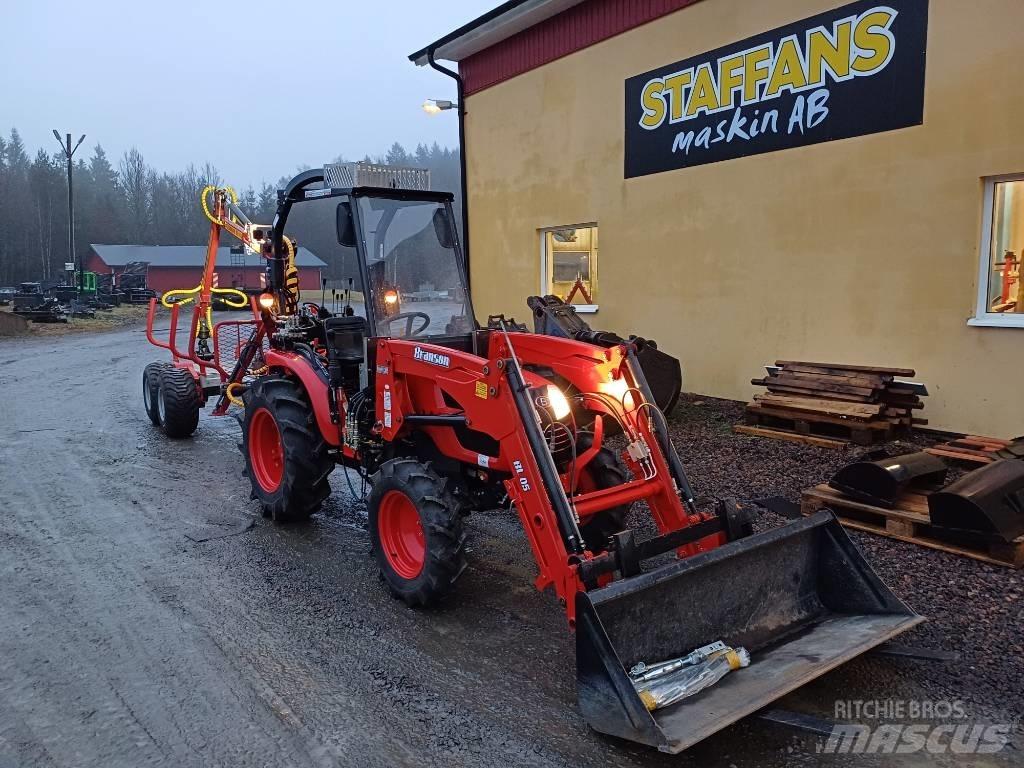 Branson 2500 Traktory