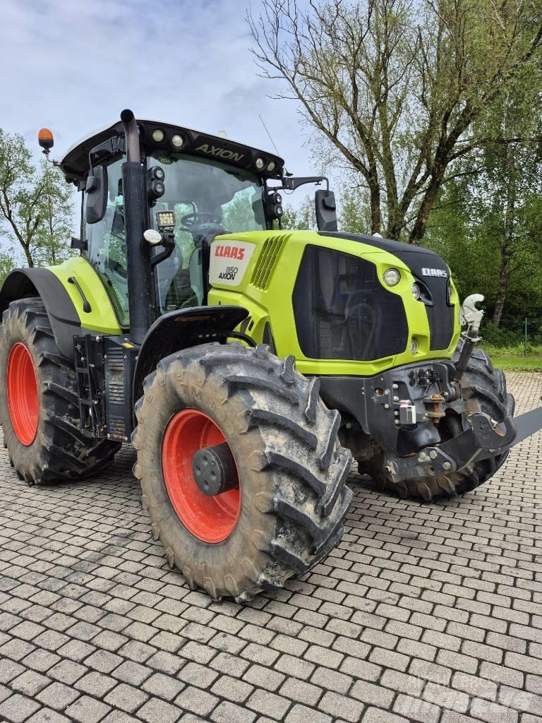 CLAAS Axion 850 Traktory