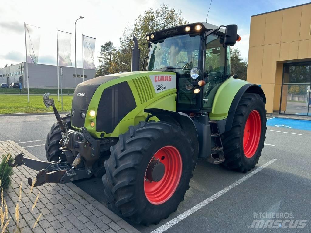 CLAAS Axion 840 Traktory