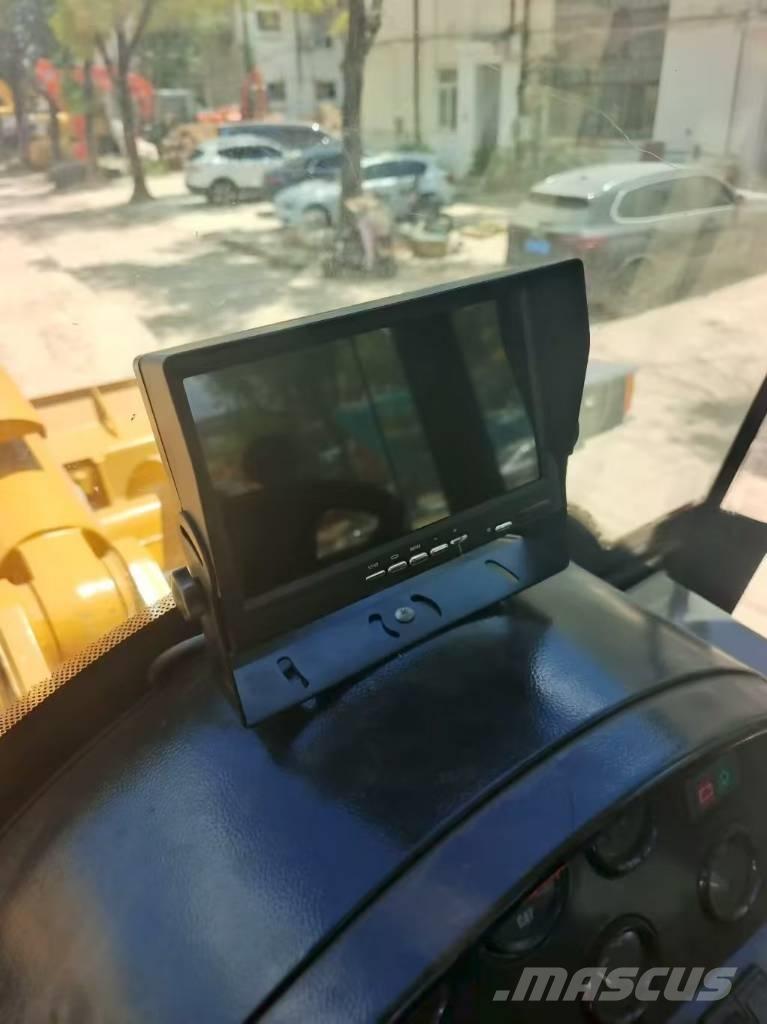 CAT 966 H Kolesové nakladače