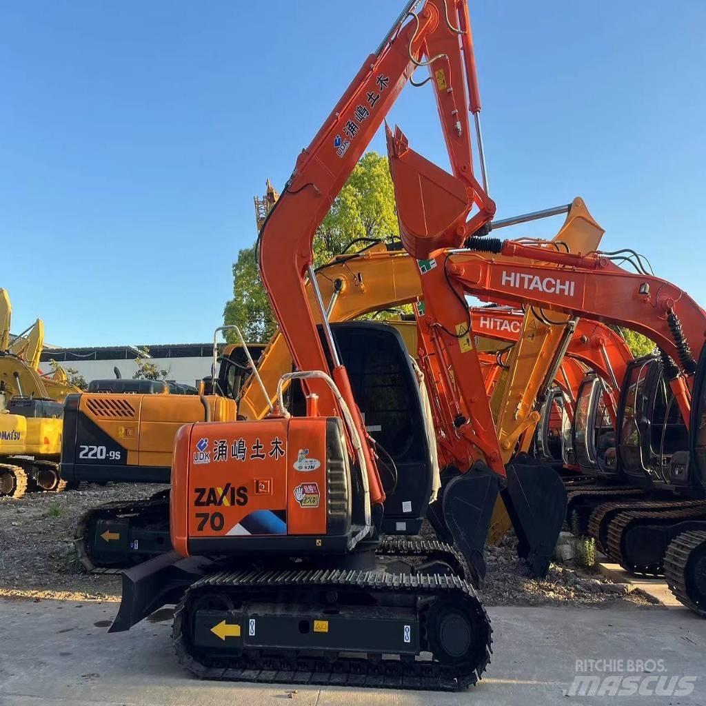 Hitachi ZX 70 Pásové rýpadlá