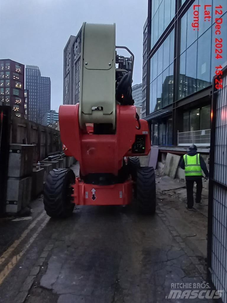 JLG 1250 AJP Kĺbové plošiny
