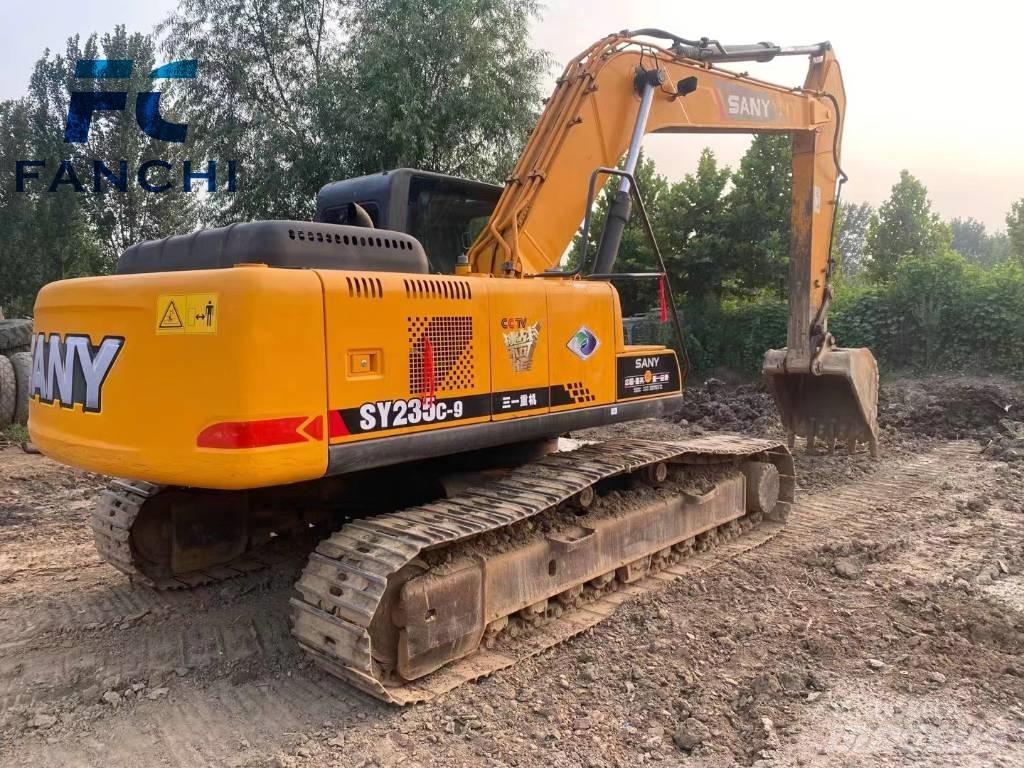 Sany SY 235 H Midi rýpadlá 7 t - 12 t