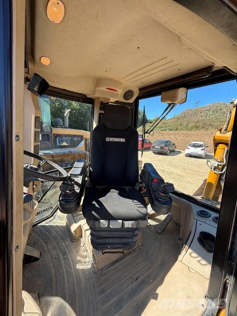 Hydrema 906E ESD Rýpadlo-nakladače