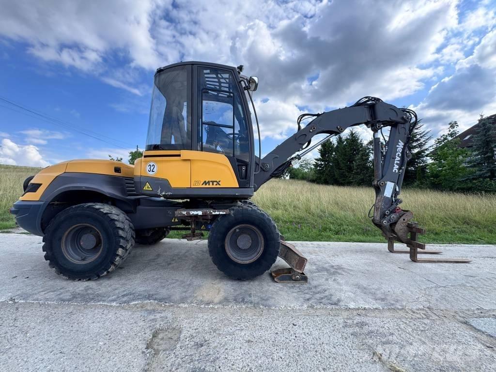 Mecalac 12 MTX Kolesové rýpadlá
