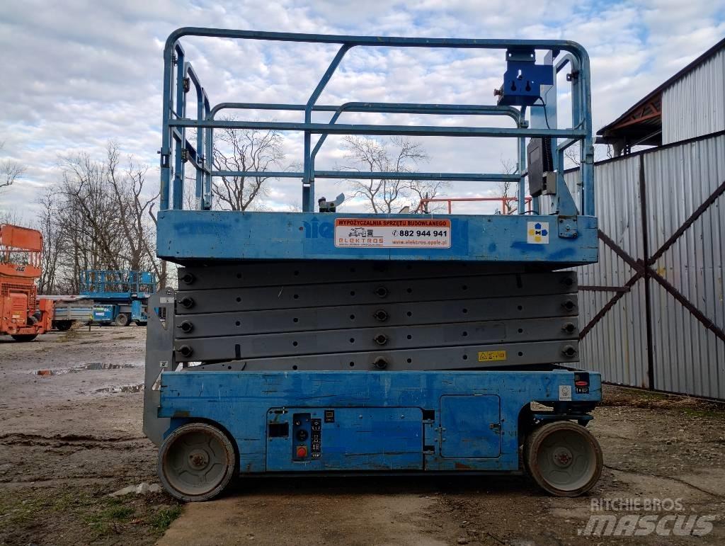 Genie GS 3246 Nožnicové zdvíhacie plošiny
