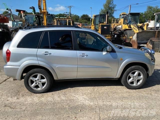 Toyota RAV-4 Automobily