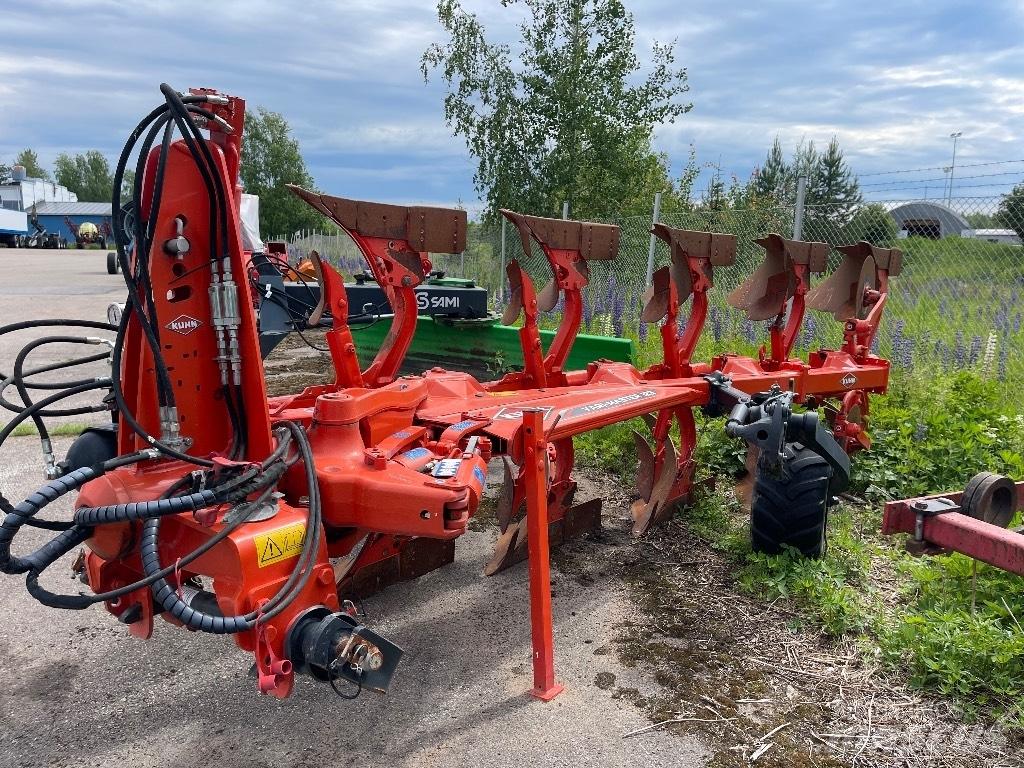 Kuhn Vari-Master 123 Dvojstranné pluhy
