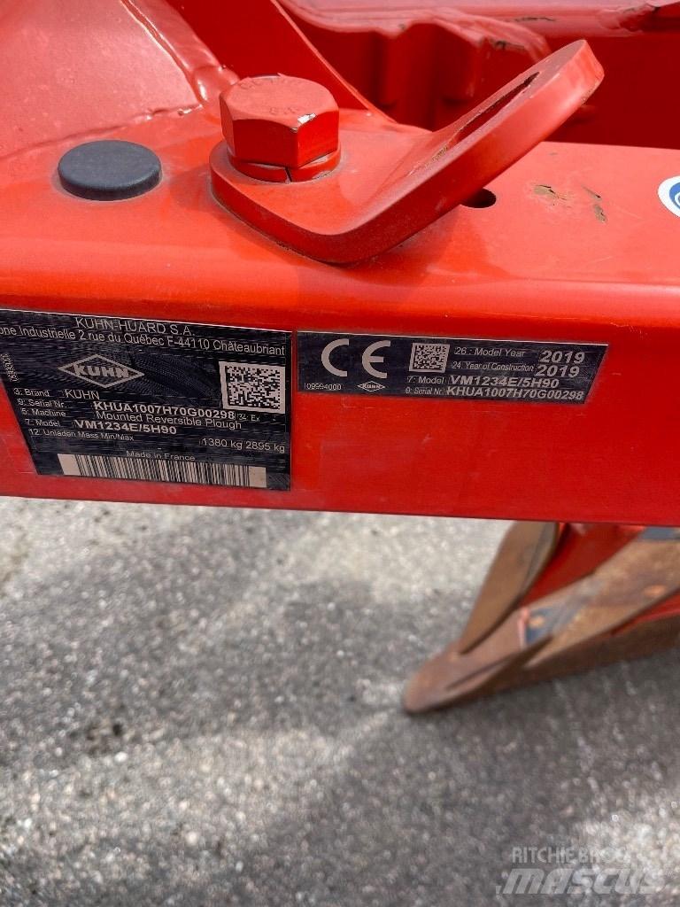 Kuhn Vari-Master 123 Dvojstranné pluhy