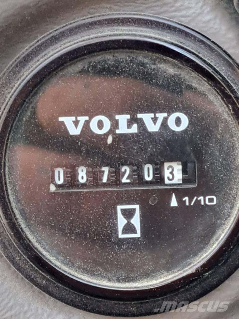 Volvo EC 300el Pásové rýpadlá