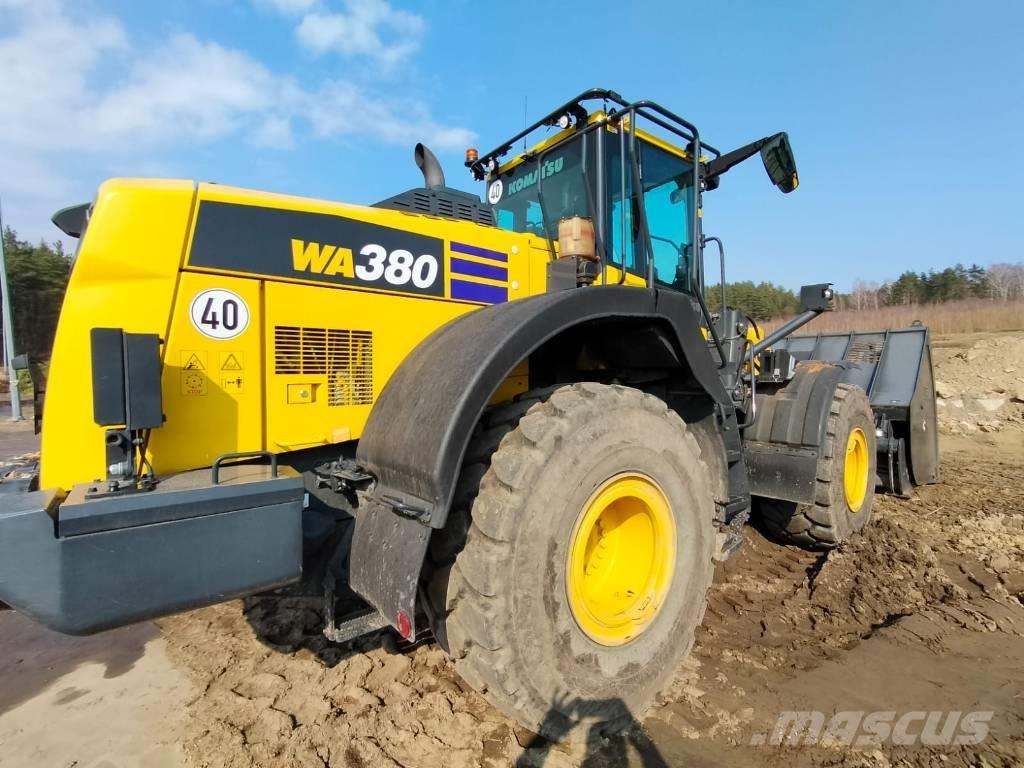 Komatsu WA 380-8 Kolesové nakladače