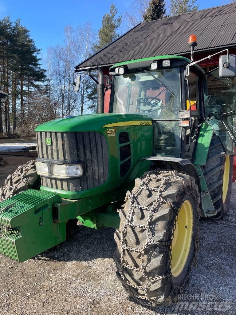 John Deere 6630STD Traktory