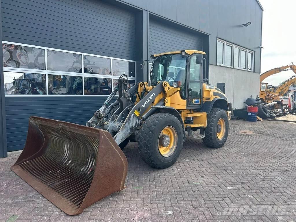 Volvo L45G Kolesové nakladače