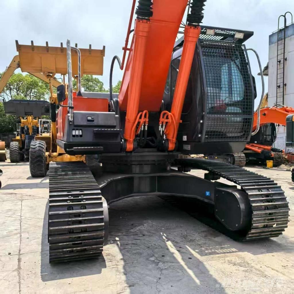 Hitachi ZX350H Midi rýpadlá 7 t - 12 t