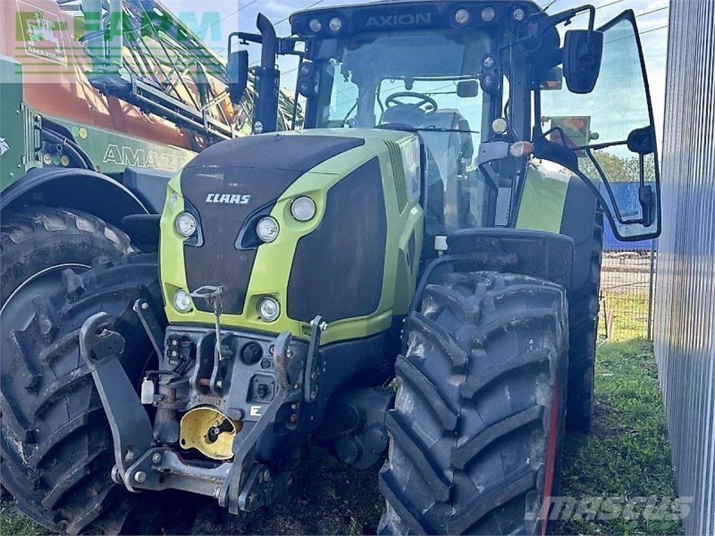 CLAAS axion 850 Traktory