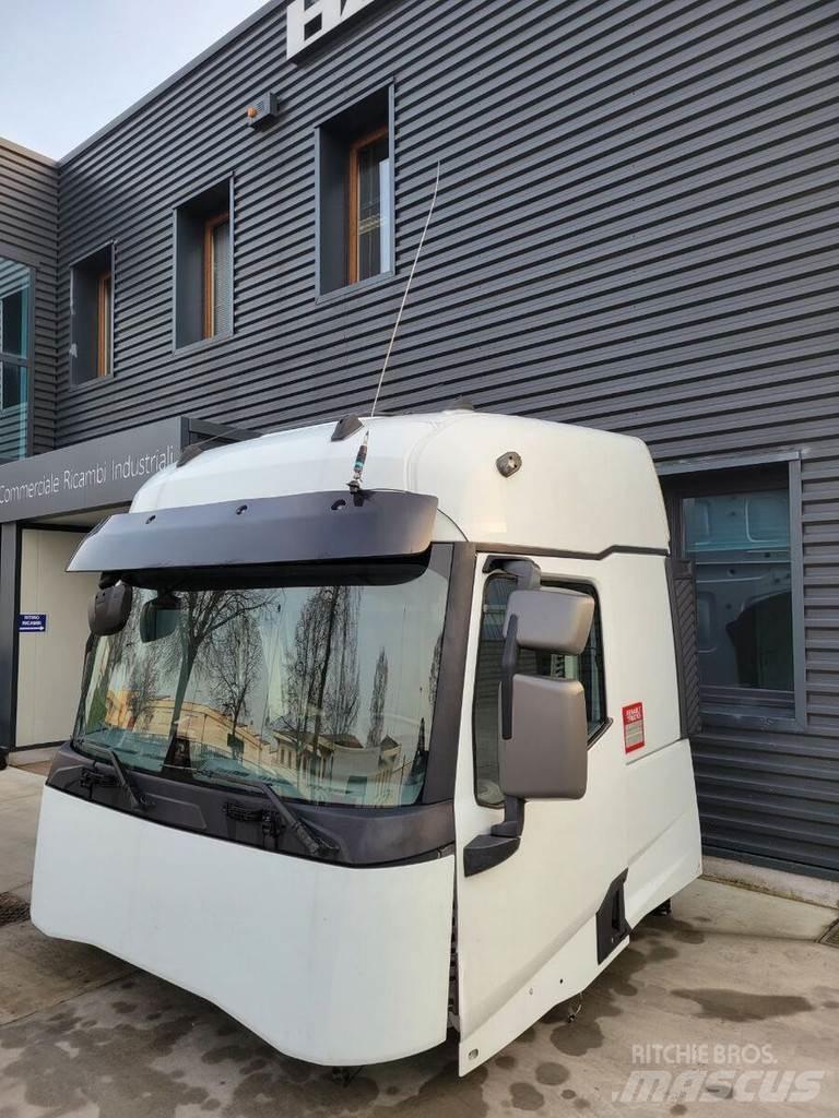 Renault T model Kabíny a interiér