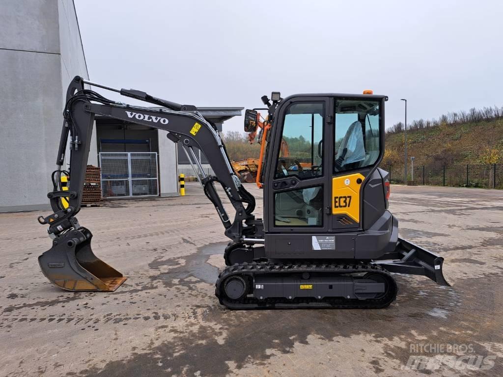 Volvo EC 37 F Mini rýpadlá < 7t