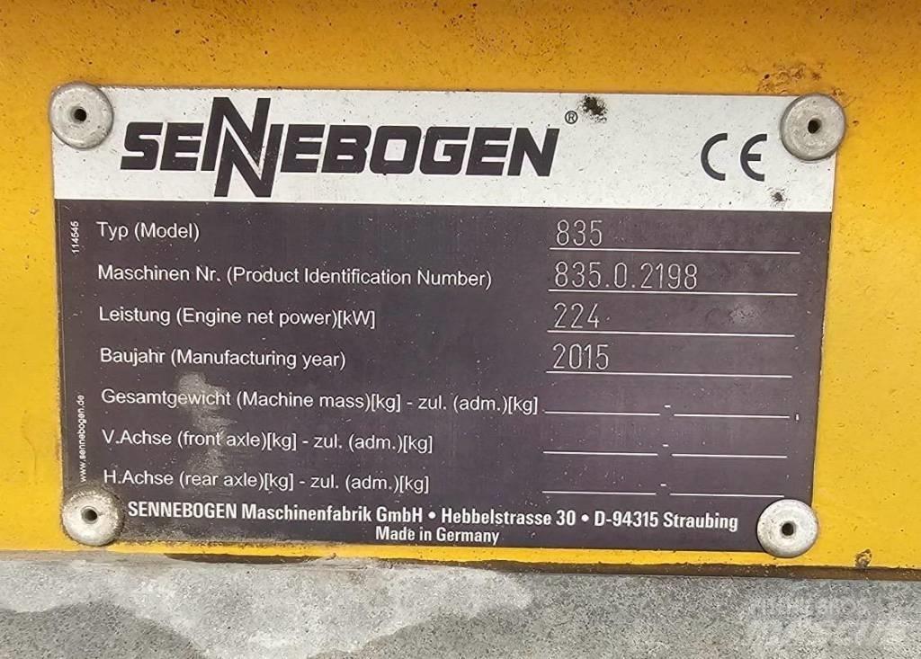 Sennebogen 835 Stroje pre manipuláciu s odpadom