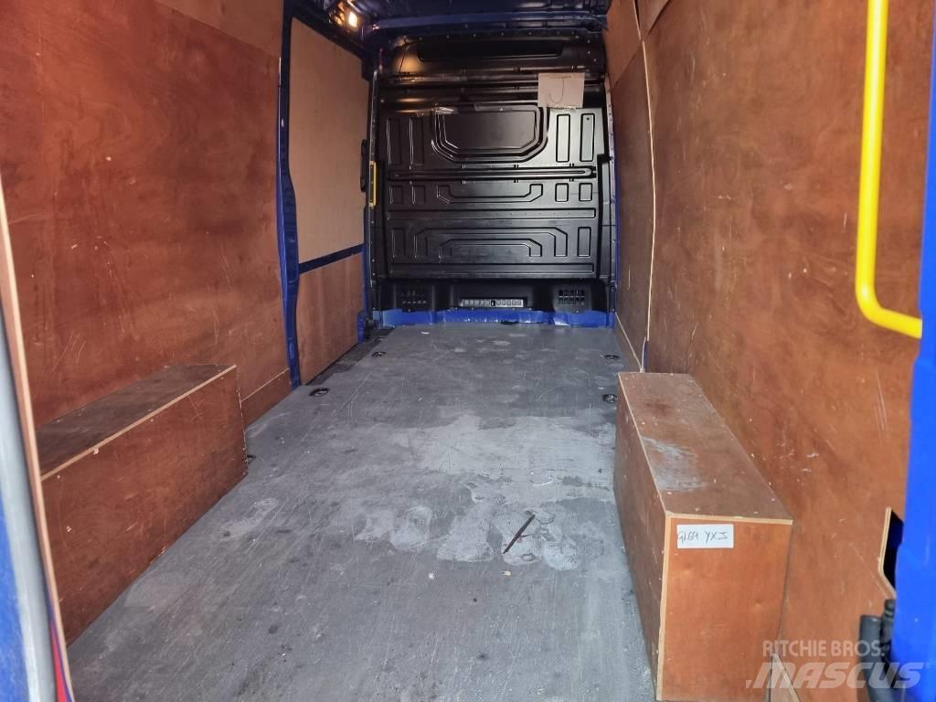 Volkswagen Crafter Skriňová nadstavba