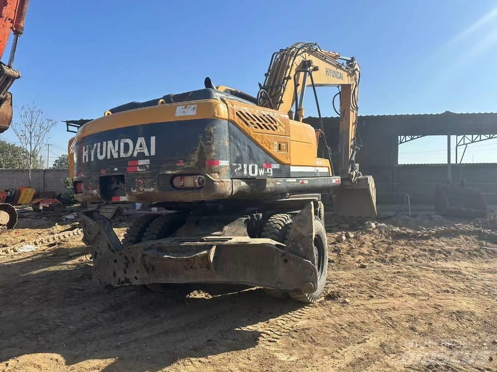 Hyundai R210W-9 Kolesové rýpadlá