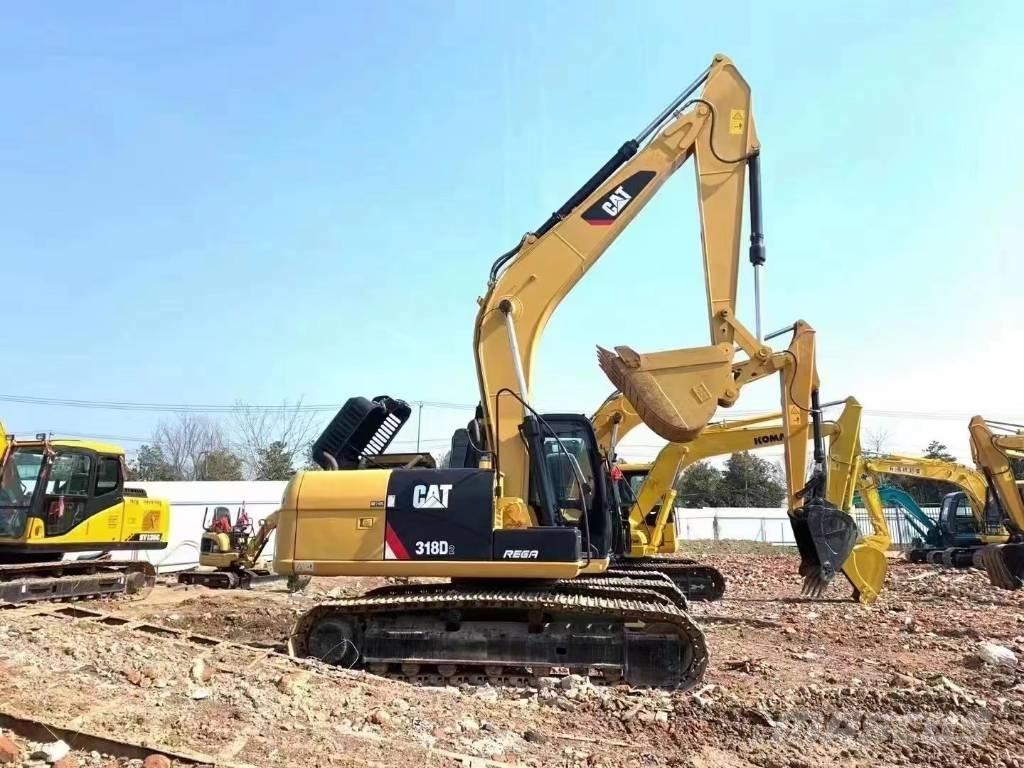 CAT 318d Pásové rýpadlá