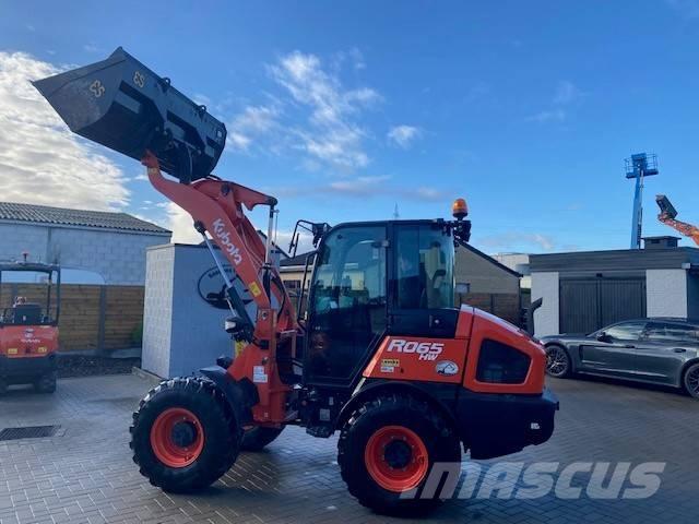 Kubota R 065 Kolesové nakladače