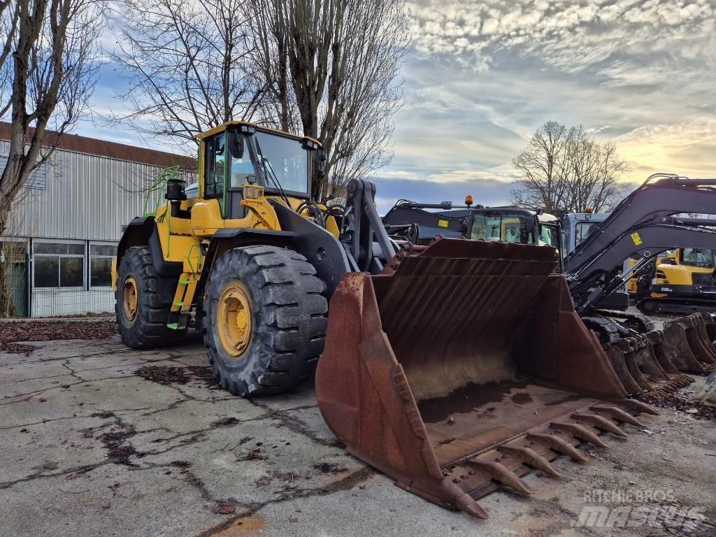 Volvo L 220 H Kolesové nakladače