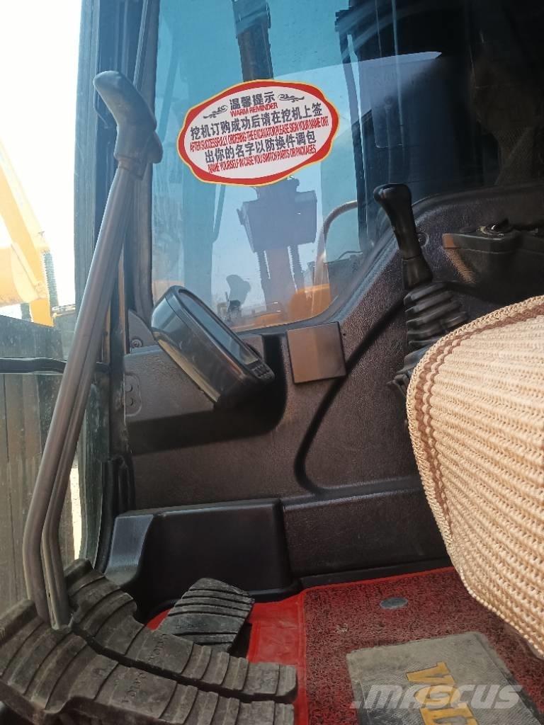 Volvo EC 240 Pásové rýpadlá