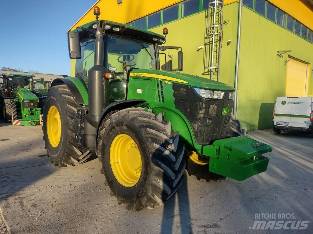 John Deere 7270 R Traktory