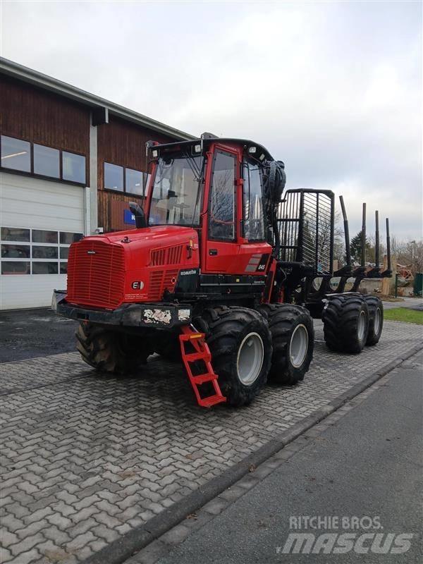 Komatsu 845 Lesné traktory