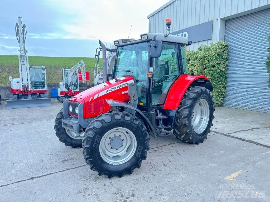 Massey Ferguson 5455 Traktory