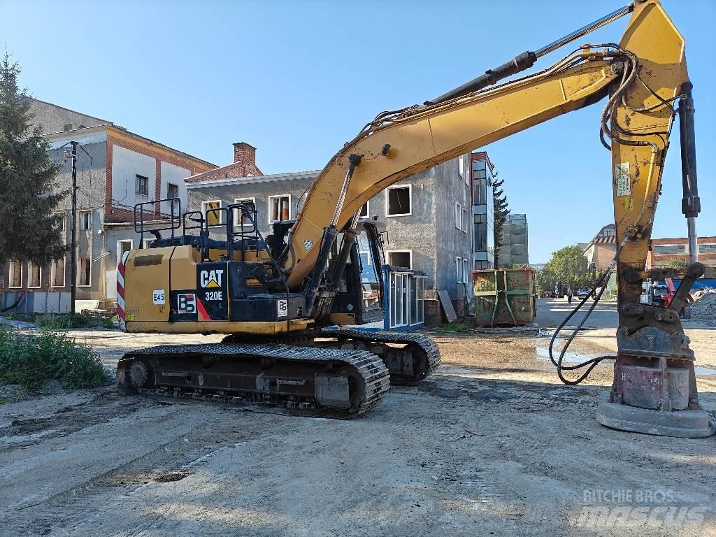 CAT 320 EL Pásové rýpadlá