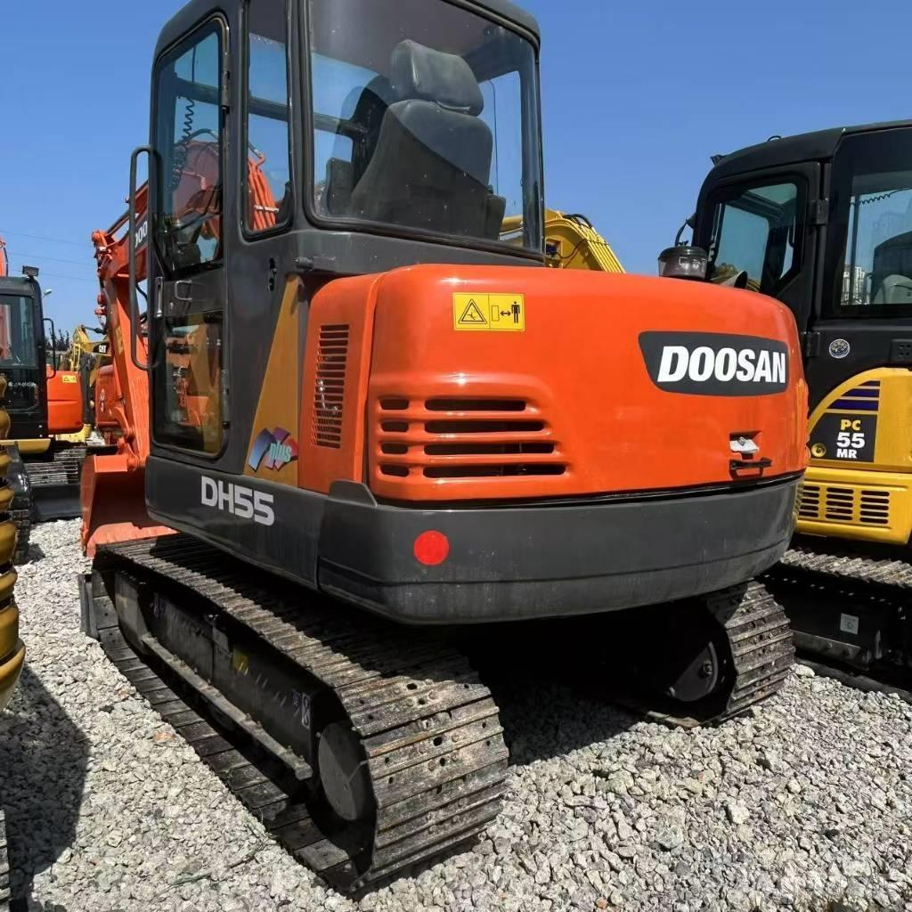 Doosan 55 Pásové rýpadlá