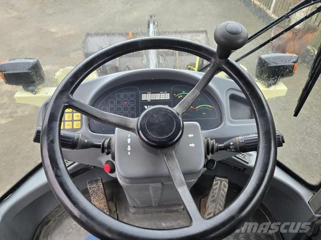 Volvo L 30 B Kolesové nakladače