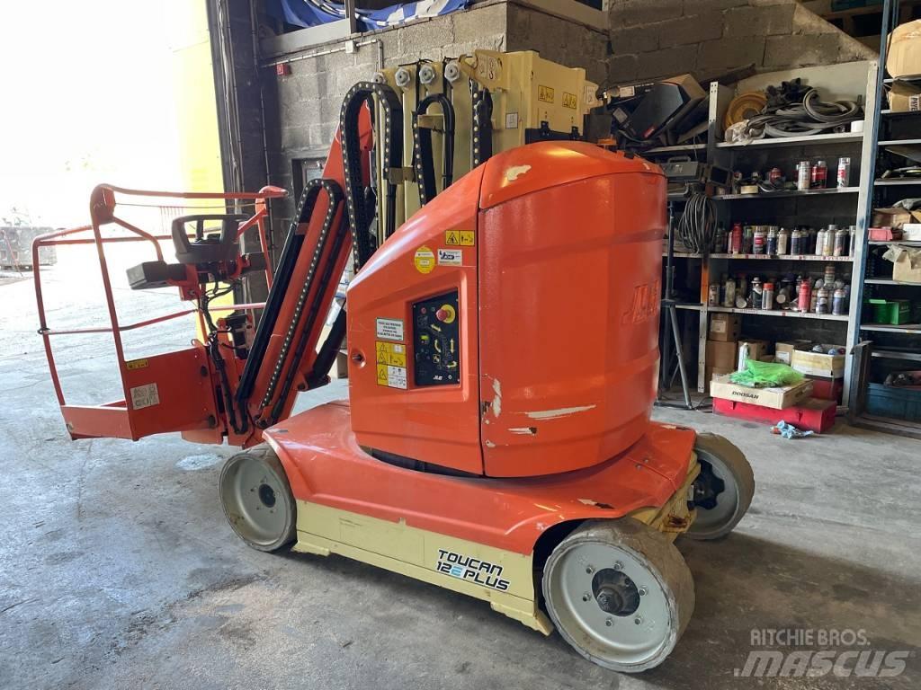 JLG Toucan 12 E Plus Vertikálne stĺpové výťahy