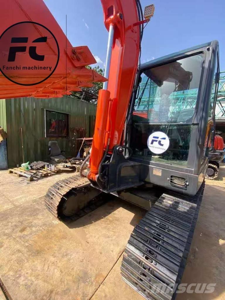 Doosan DH 60-7 Pásové rýpadlá