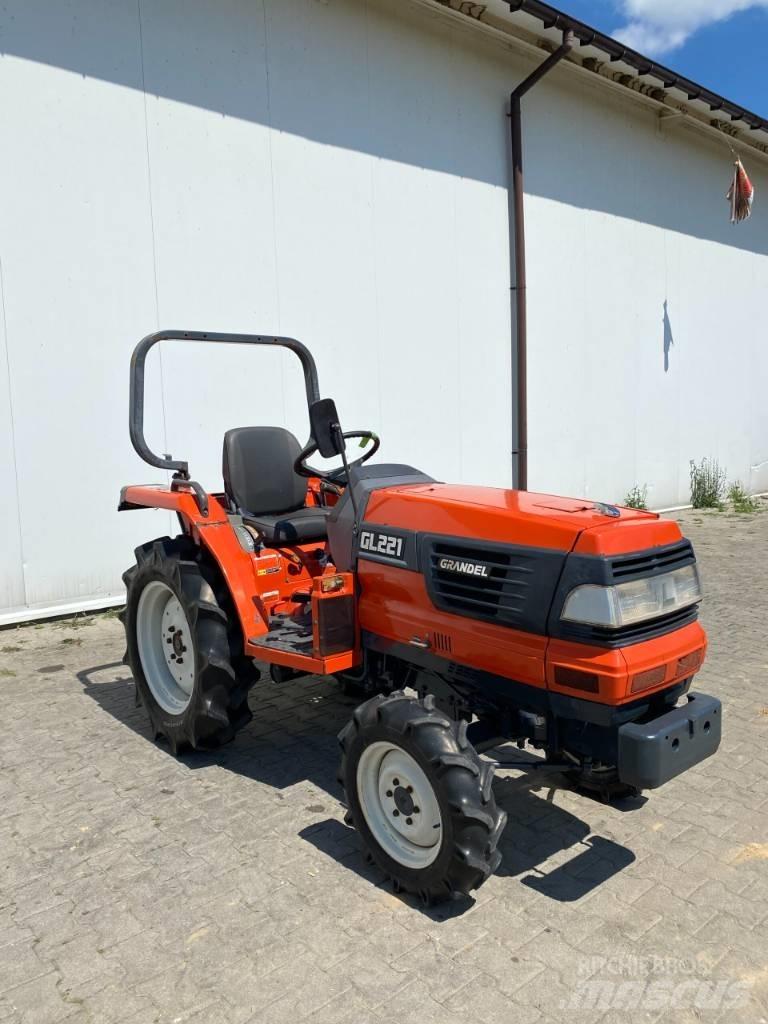 Kubota GL 221 Kompaktné traktory