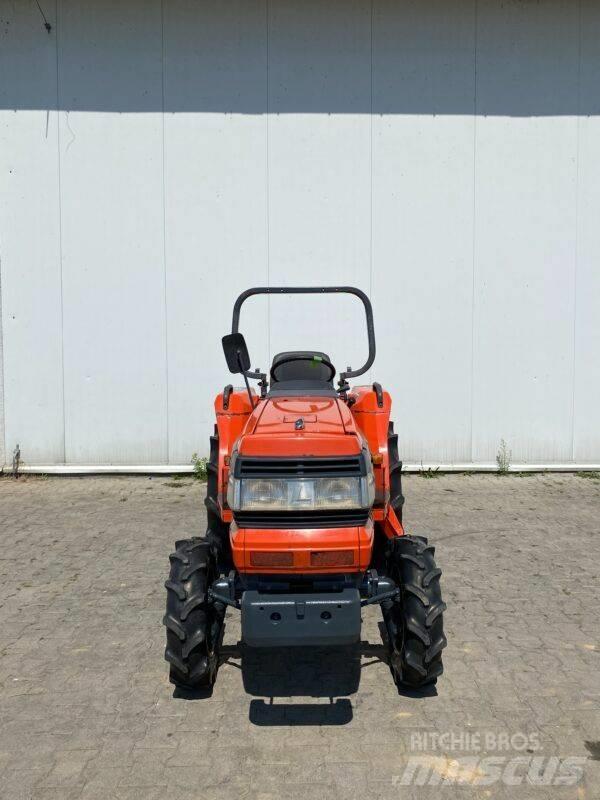 Kubota GL 221 Kompaktné traktory