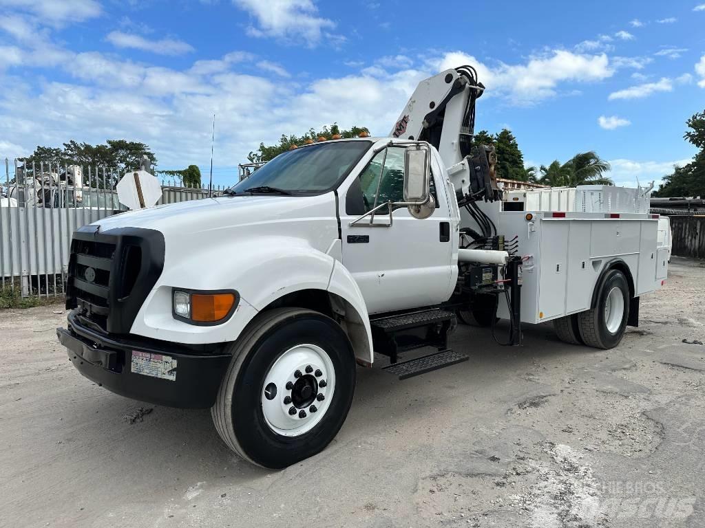 Ford F 750 XL SD Autožeriavy, hydraulické ruky