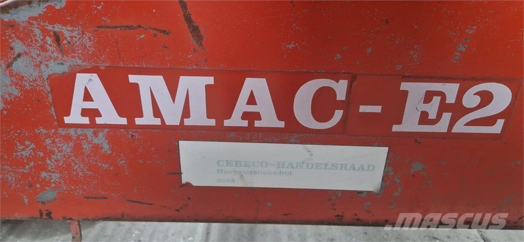 Amac E2 uienlader Zemiakové kombajny