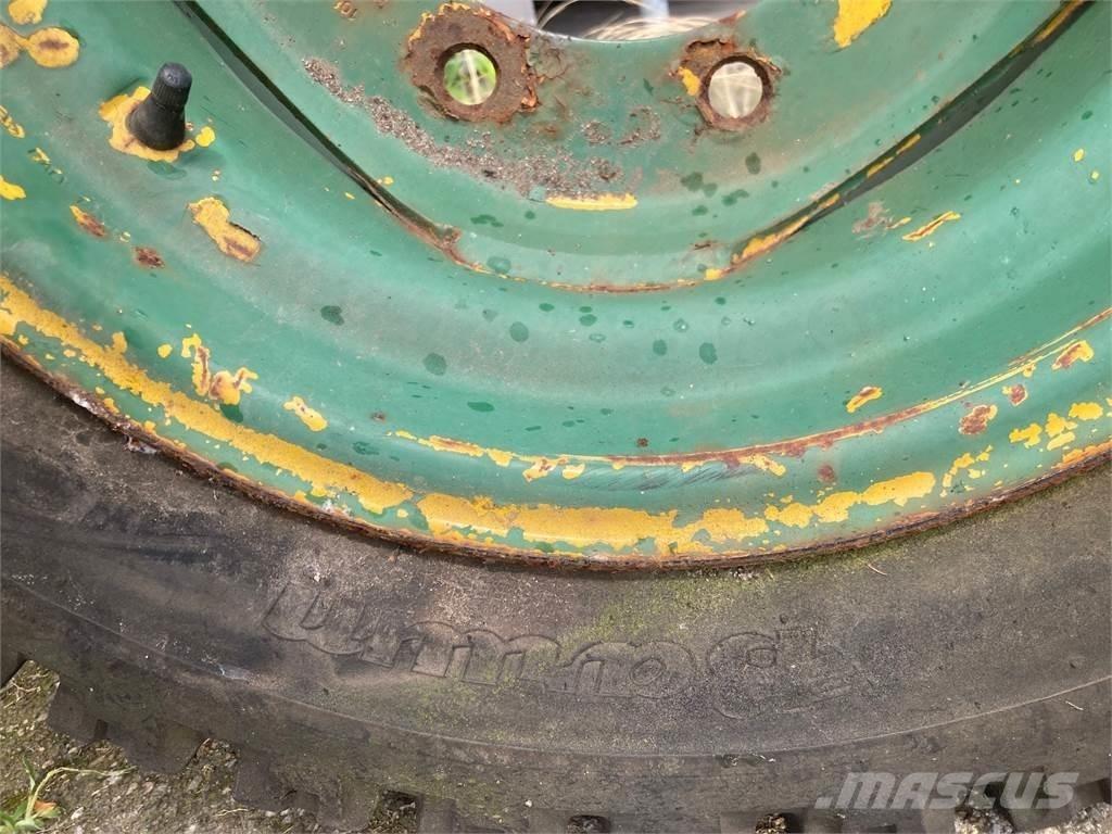 Barum 13.0/65-18 Pneumatiky, kolesá a ráfiky