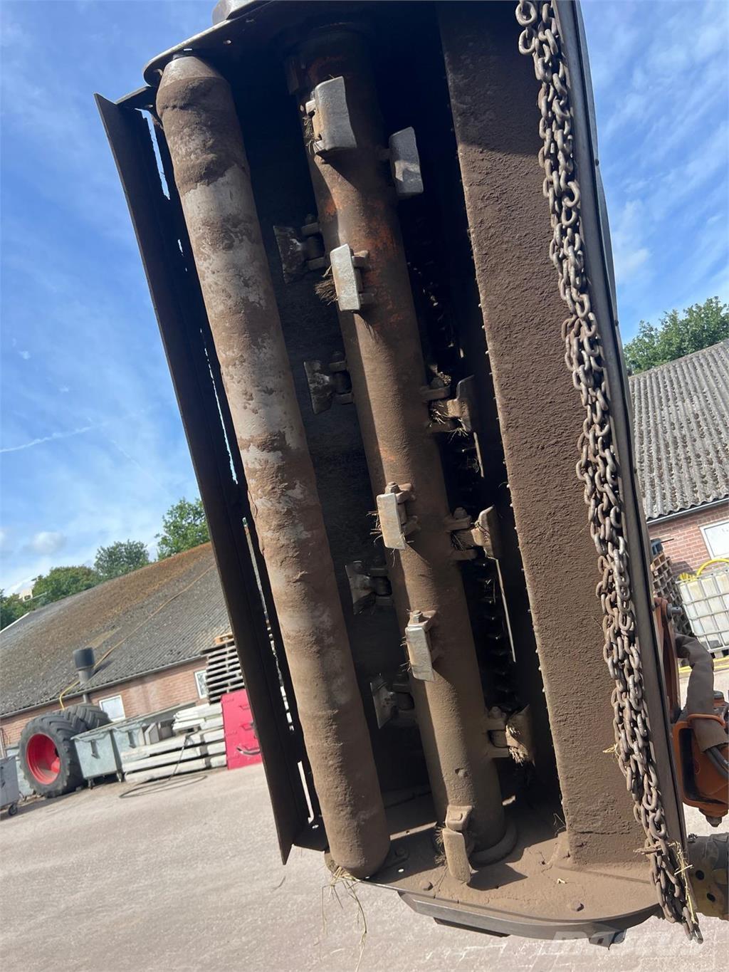 Berti TAPS 200 Kosačky na kosenie roughov a semiroughov