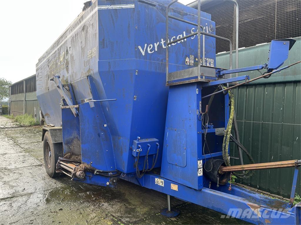  Europcomp Dualmix Miešačky krmív