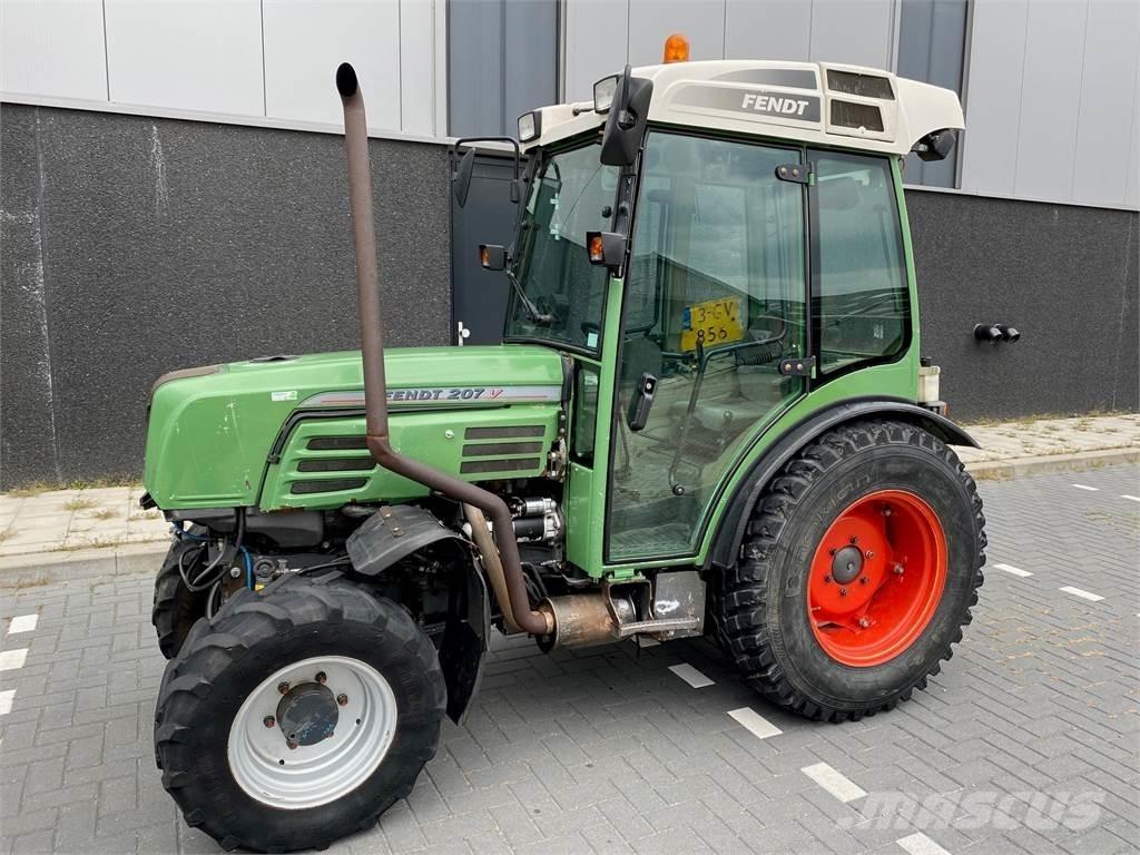Fendt 207 VA Traktory