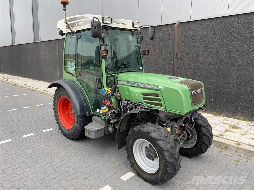 Fendt 207 VA Traktory