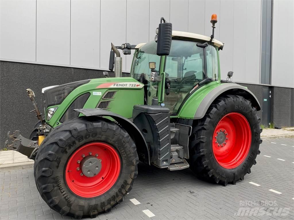 Fendt 722 S4 Profi+ Traktory