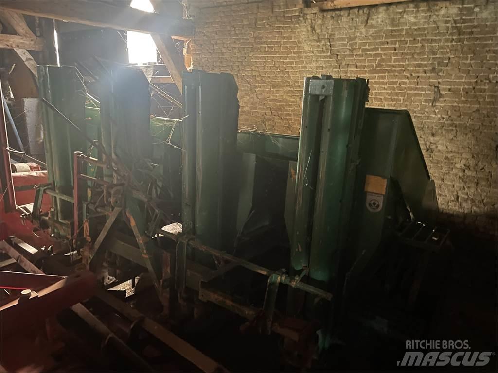 Hassia pootmachine Zemiakové kombajny