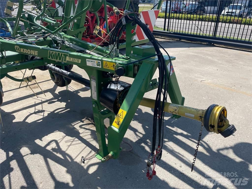 Krone KWT 11.22 Obracače a zhrabovače sena