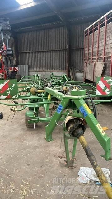 Krone KWT 15.02/14 Obracače a zhrabovače sena